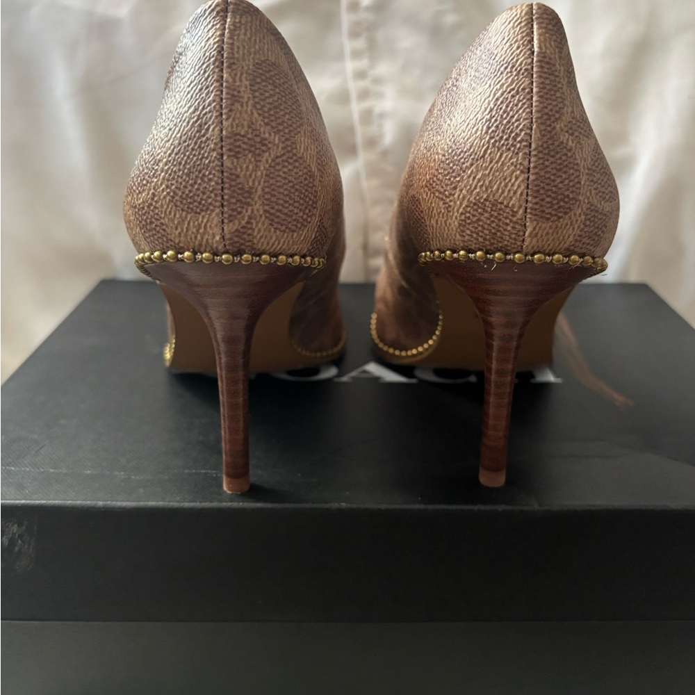Coach Waverly Brown Women's Heels - Picture 4 of 7